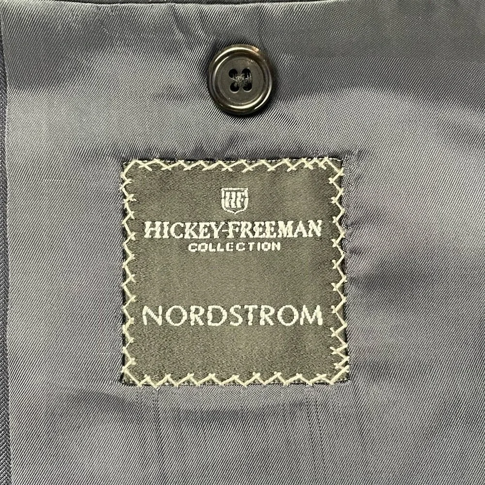 Hickey Freeman Loro Piana Tasmanian‎ Super 120's Blazer in Navy Size 44R
